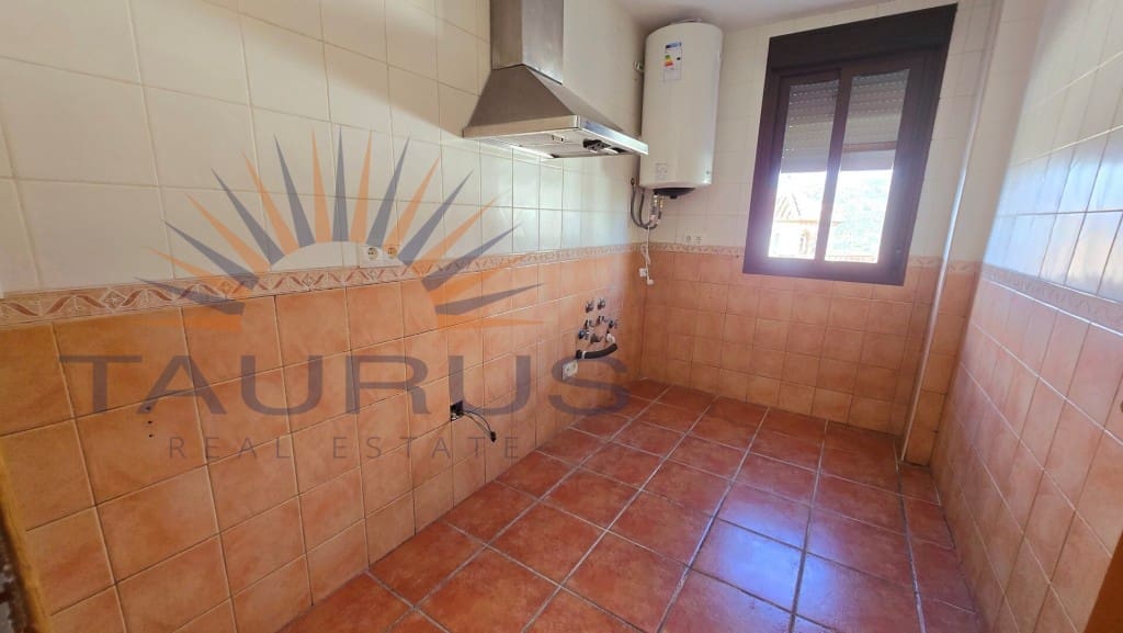 1 sovrum Lägenhet till salu i Alcaucin med pool garage - 79 000 € (Ref: 9655847)