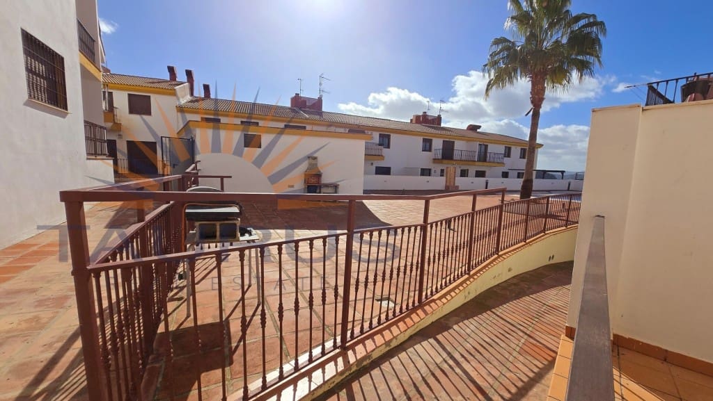 1 sovrum Lägenhet till salu i Alcaucin med pool garage - 79 000 € (Ref: 9655847)