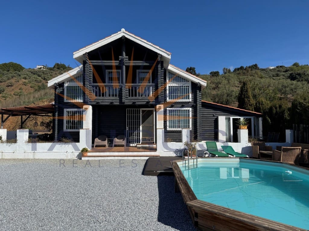 4 chambre Villa/Maison à vendre à Salares avec piscine - 330 000 € (Ref: 9659195)