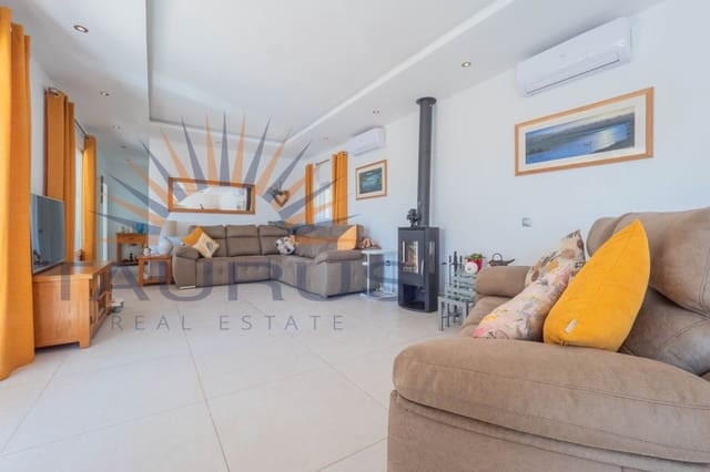 5 sypialnia Willa na sprzedaż w Arenas de Velez, Arenas z basenem garażem - 730 000 € (Ref: 9670308)