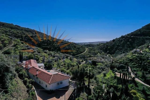5 sypialnia Willa na sprzedaż w Arenas de Velez, Arenas z basenem garażem - 730 000 € (Ref: 9670308)