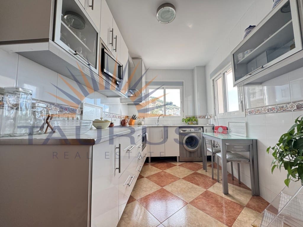 2 bedroom Apartment for sale in Canillas de Aceituno - € 146,500 (Ref: 9670309)