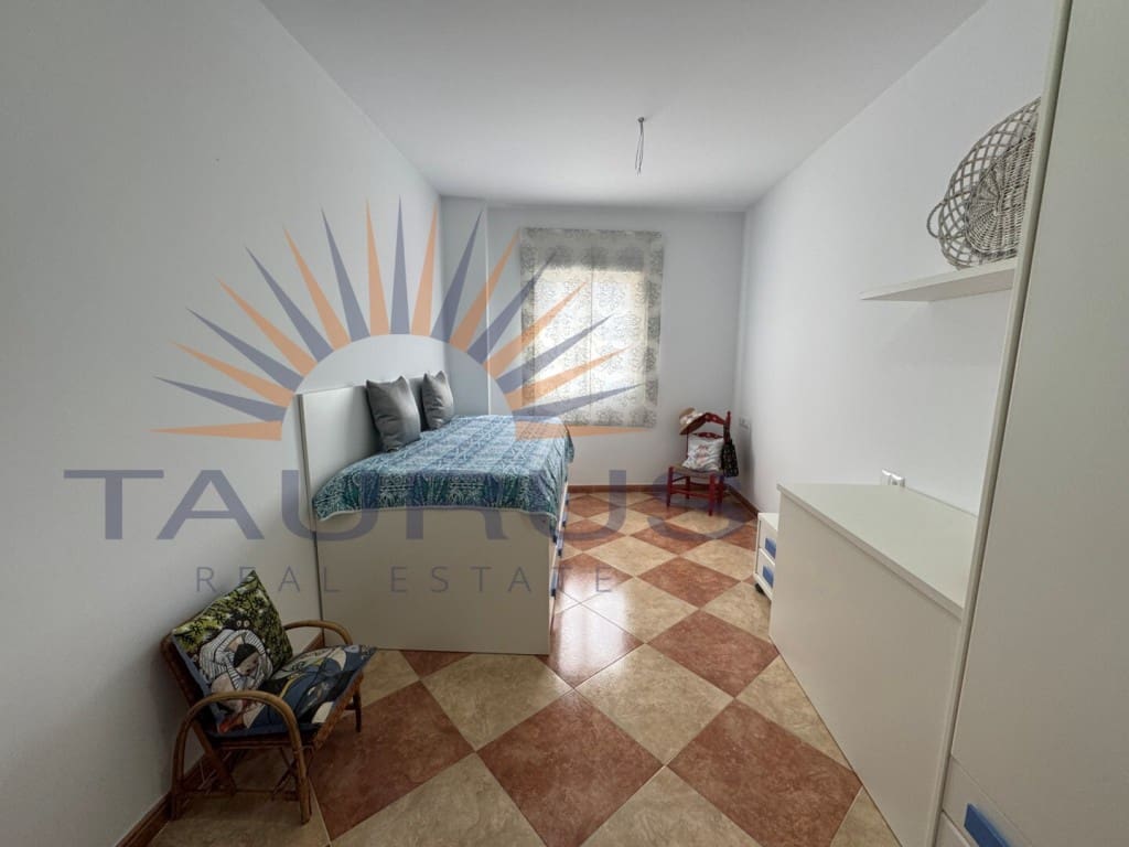 2 bedroom Apartment for sale in Canillas de Aceituno - € 146,500 (Ref: 9670309)
