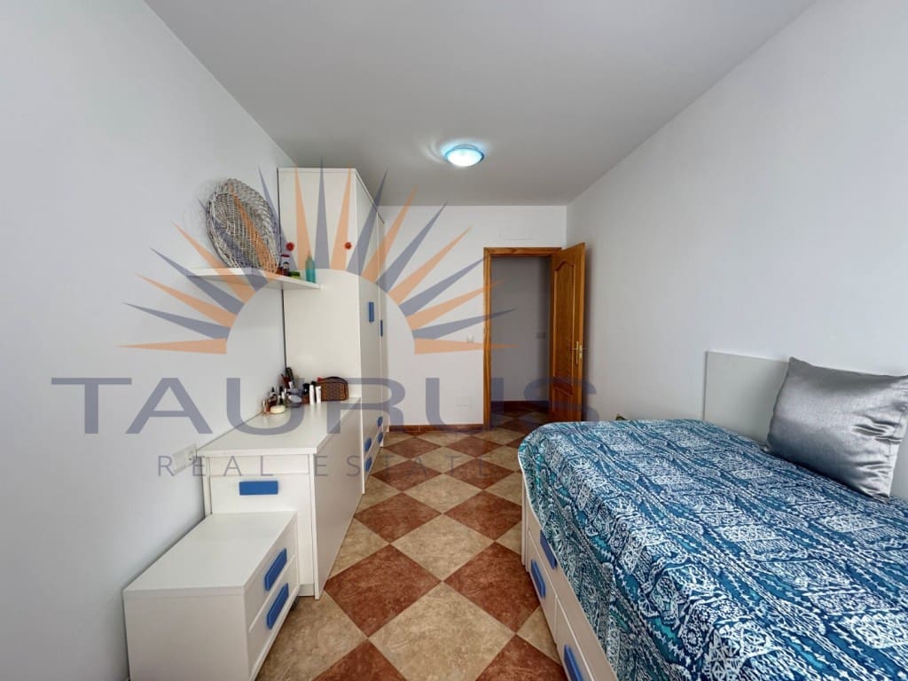 2 bedroom Apartment for sale in Canillas de Aceituno - € 146,500 (Ref: 9670309)