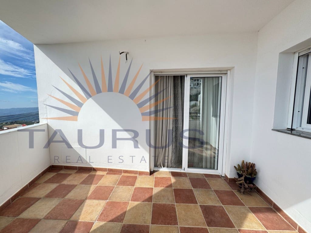 2 bedroom Apartment for sale in Canillas de Aceituno - € 146,500 (Ref: 9670309)