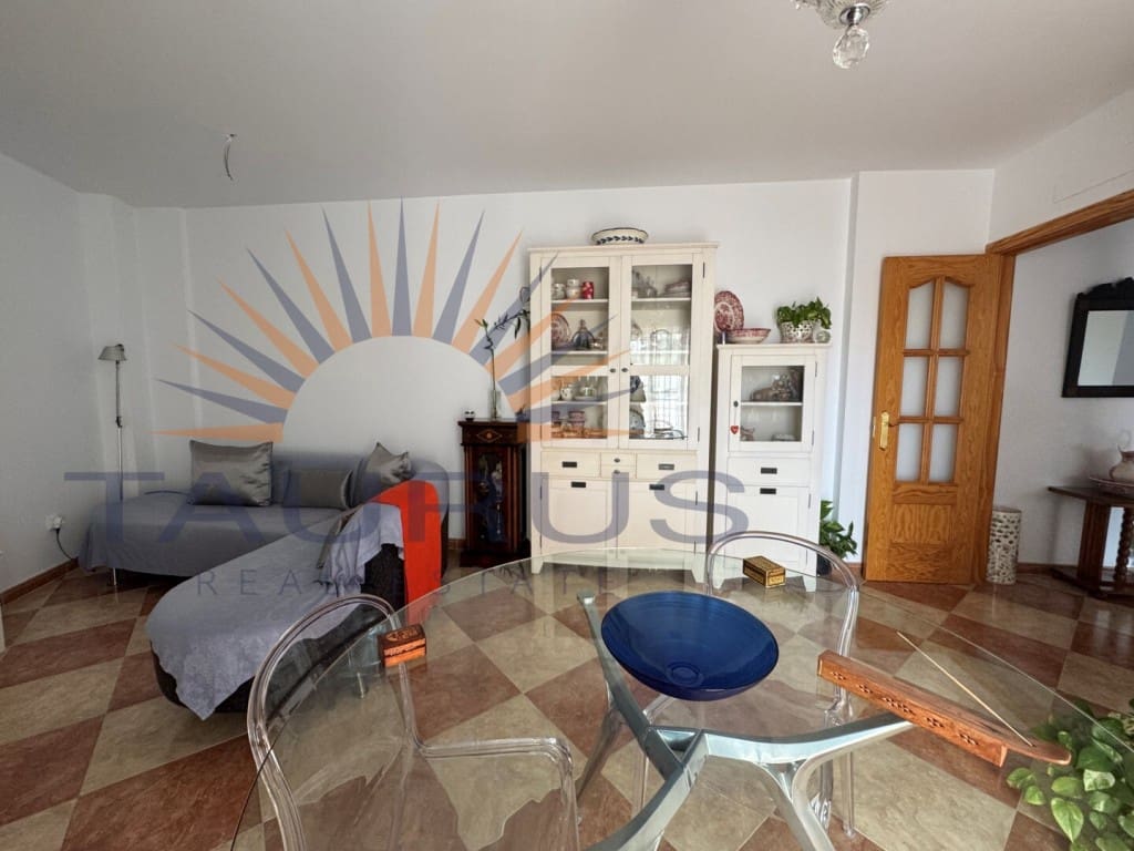 2 bedroom Apartment for sale in Canillas de Aceituno - € 146,500 (Ref: 9670309)