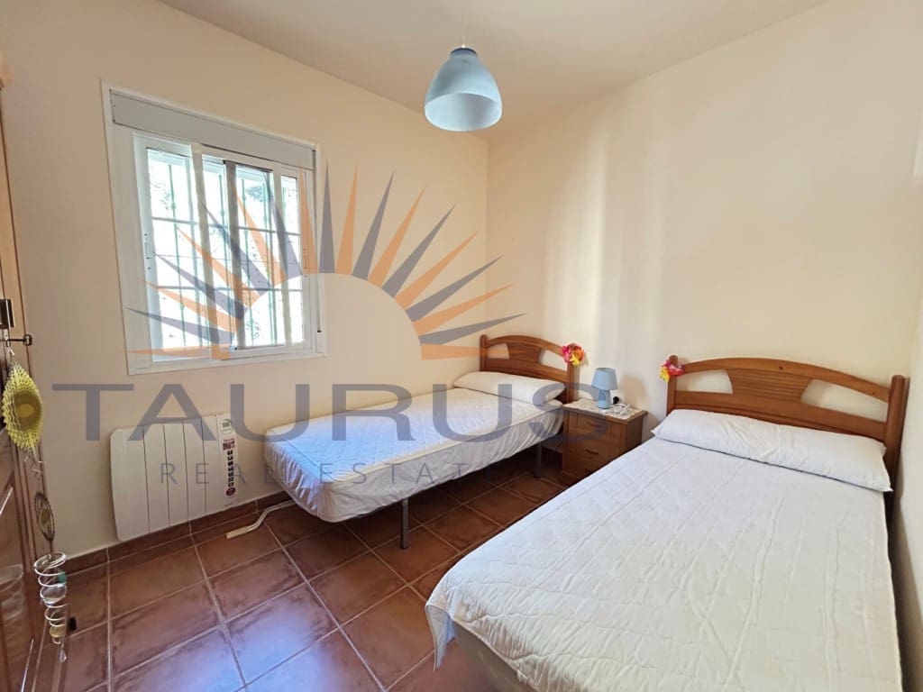 3 makuuhuone Huvila myytävänä paikassa Arenas de Velez mukana uima-altaan - 470 000 € (Ref: 9674016)