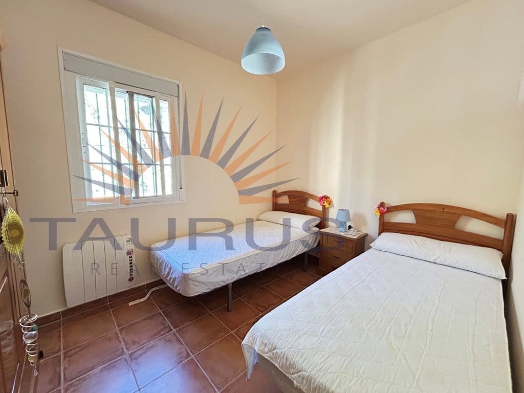 3 soverom Villa til salgs i Arenas de Velez med svømmebasseng - € 420 000 (Ref: 9674016)