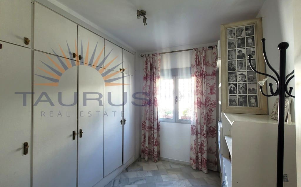 4 makuuhuone Huoneisto myytävänä paikassa Competa - 270 000 € (Ref: 9674017)