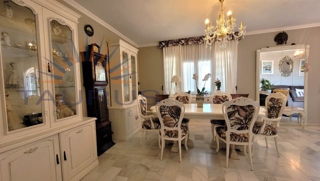 4 makuuhuone Huoneisto myytävänä paikassa Cómpeta - 270 000 € (Ref: 9674017)