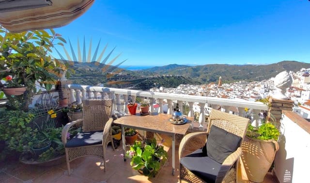 Apartamento de 4 habitaciones en Cómpeta en venta con garaje - 270.000 € (Ref: 9674017)
