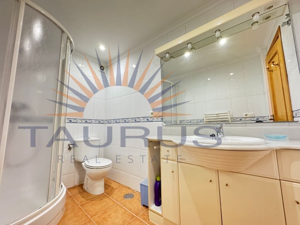 9 makuuhuone Huvila myytävänä paikassa Nerja mukana 
autotalli - 1 590 000 € (Ref: 9677059)