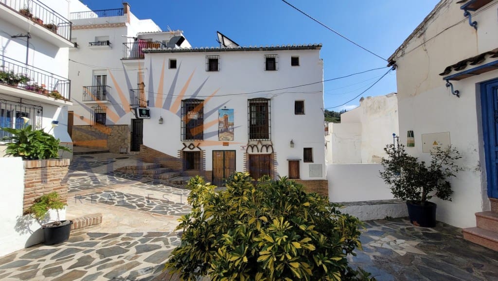 Komercyjne na sprzedaż w Archez - 262 000 € (Ref: 9679664)