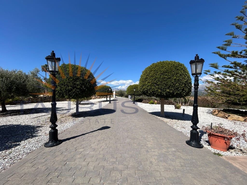 3 sypialnia Willa na sprzedaż w Vinuela z basenem - 590 000 € (Ref: 9690369)