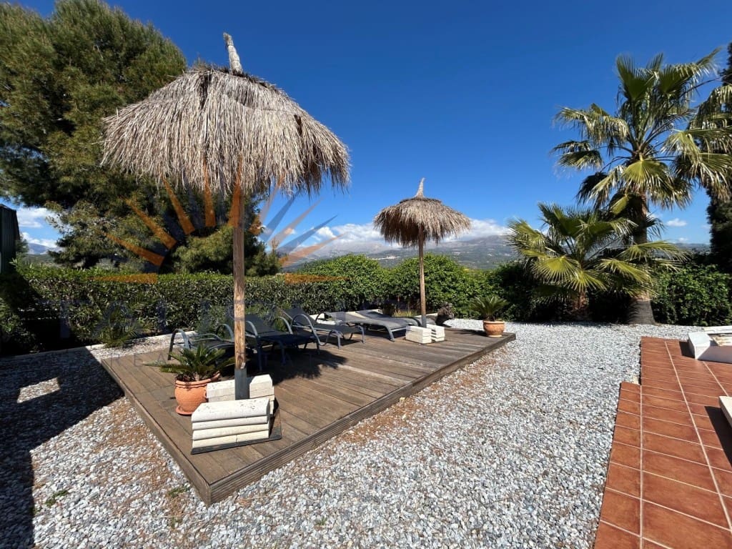 3 sypialnia Willa na sprzedaż w Vinuela z basenem - 590 000 € (Ref: 9690369)