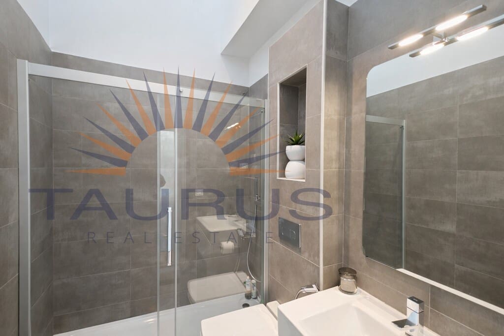 3 bedroom Terraced Villa for sale in Caleta de Velez with pool - € 559,000 (Ref: 9695153)
