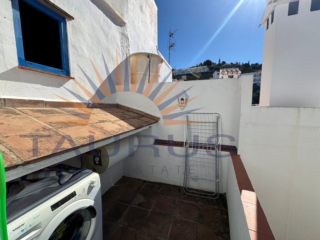 3 soveværelse Byhus til salg i Competa - € 195.000 (Ref: 9701483)