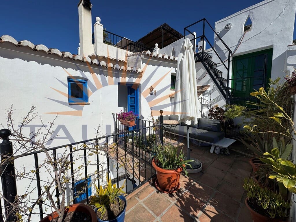 3 soveværelse Byhus til salg i Competa - € 195.000 (Ref: 9701483)