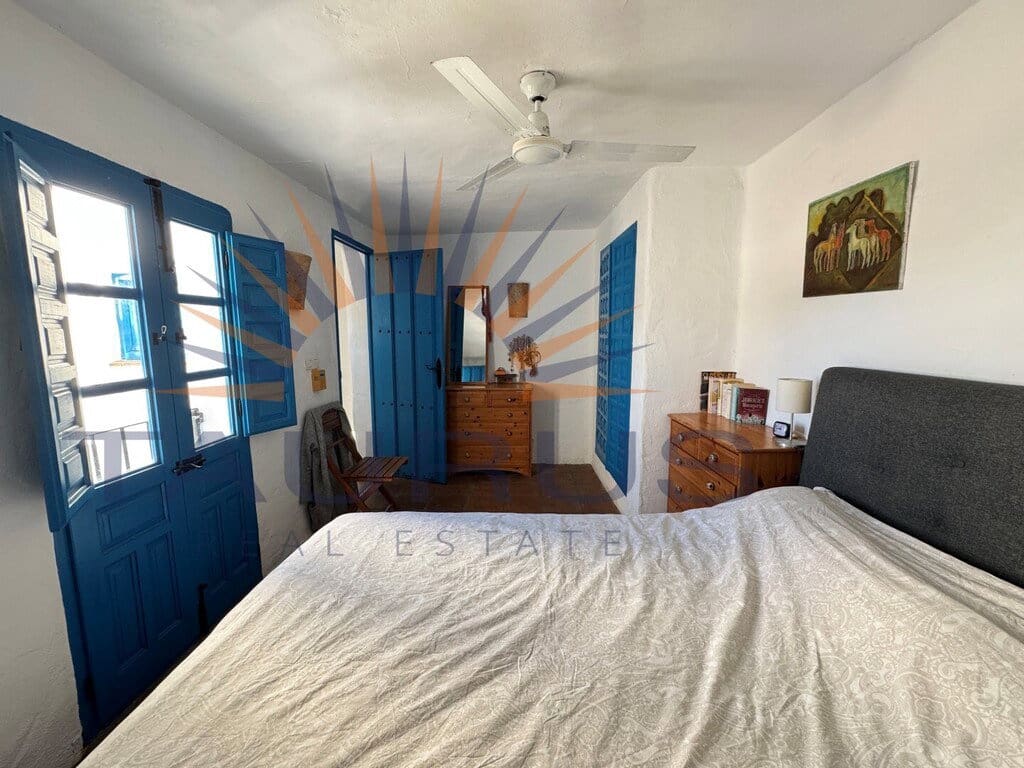 3 bedroom Townhouse for sale in Competa - € 175,000 (Ref: 9701483)