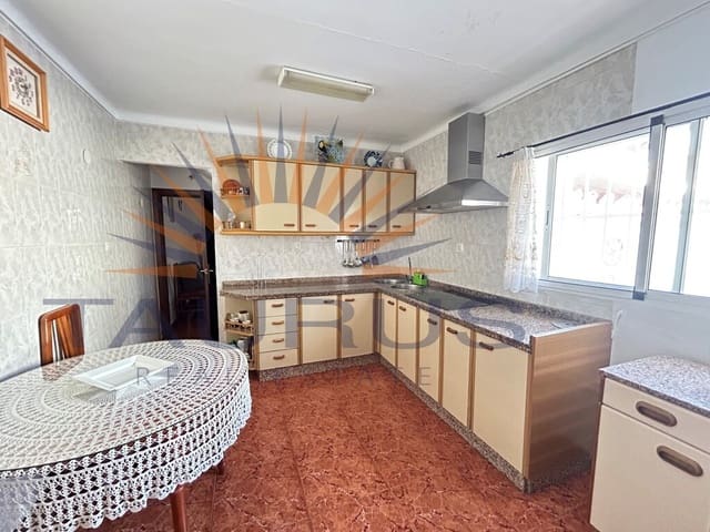 4 slaapkamer Huis te koop in Algarrobo - € 175.000 (Ref: 9726527)