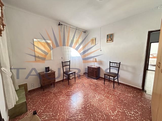 4 makuuhuone Omakotitalo myytävänä paikassa Algarrobo - 175 000 € (Ref: 9726527)