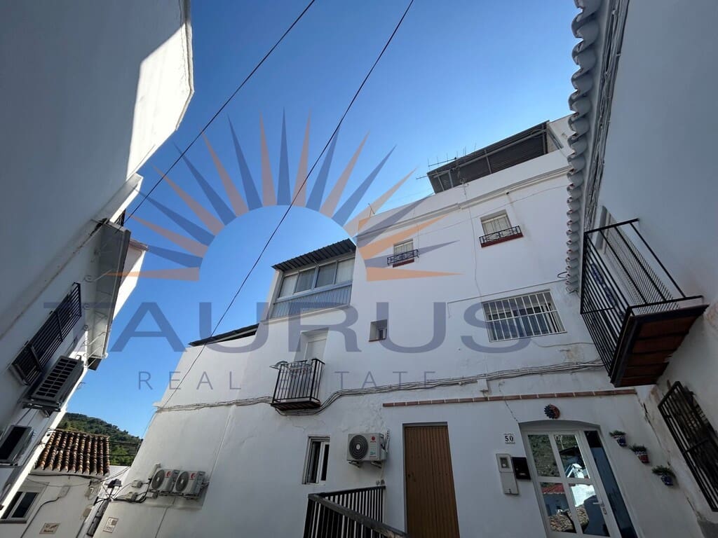 4 Zimmer Haus zu verkaufen in Algarrobo - 175.000 € (Ref: 9726527)