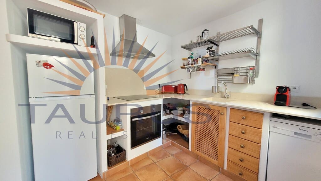3 bedroom Townhouse for sale in Competa with pool - € 399,950 (Ref: 9732031)