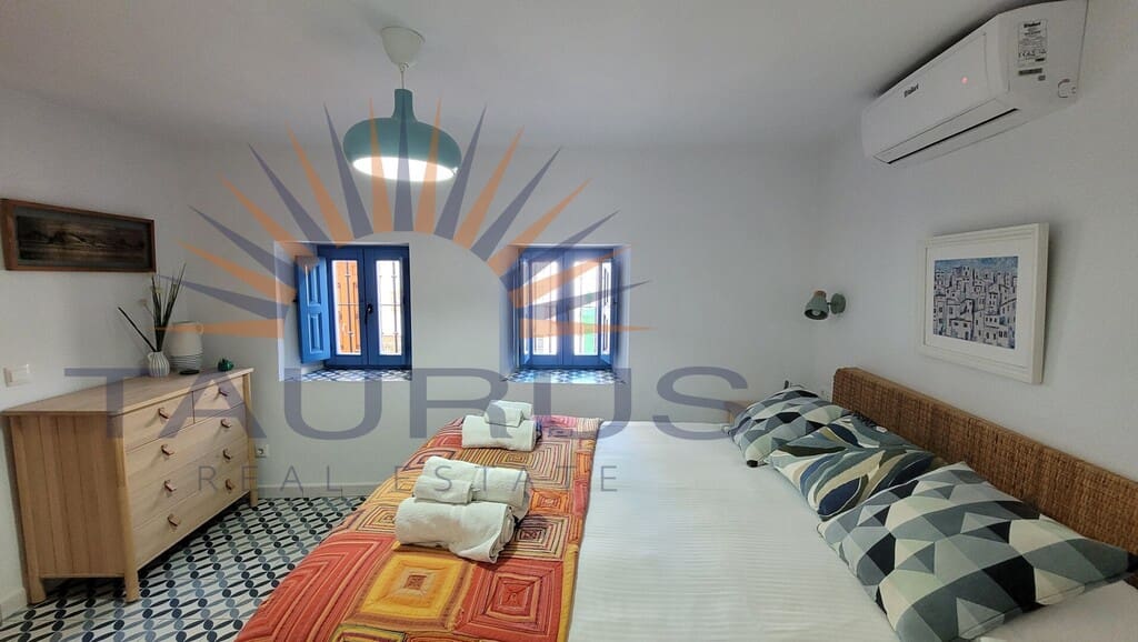 3 bedroom Townhouse for sale in Competa with pool - € 399,950 (Ref: 9732031)