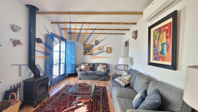 3 bedroom Townhouse for sale in Cómpeta with pool - € 399,950 (Ref: 9732031)