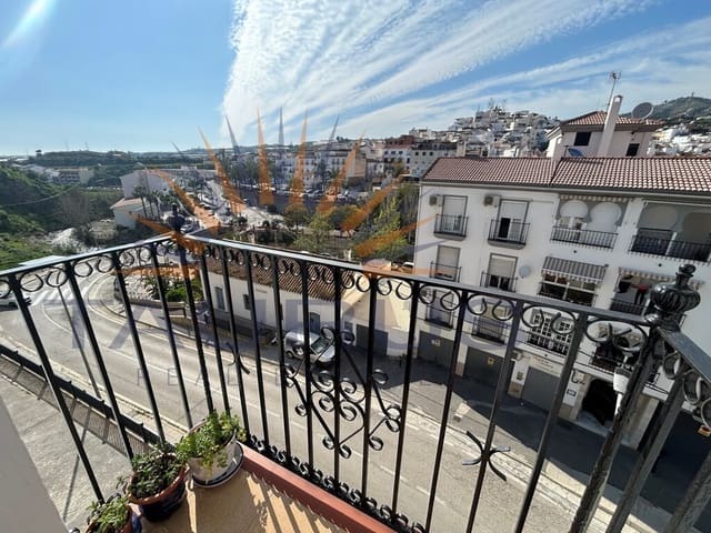 Casa de 3 habitaciones en Algarrobo en venta - 250.000 € (Ref: 9732032)