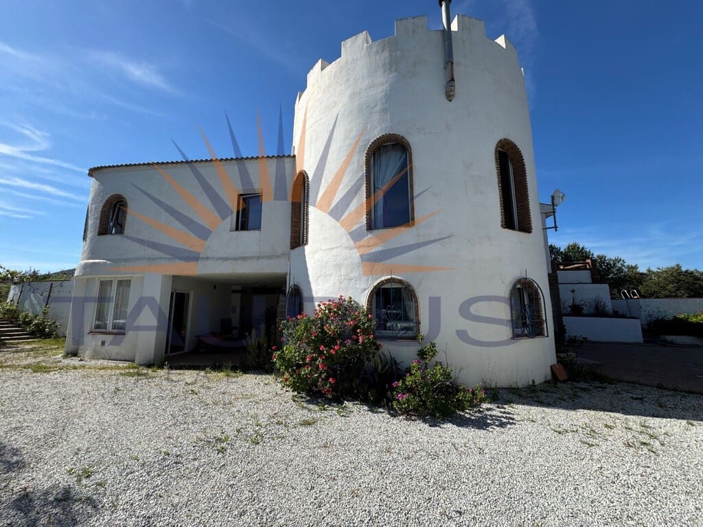 5 sovrum Villa till salu i Sedella med pool - 280 000 € (Ref: 9790957)