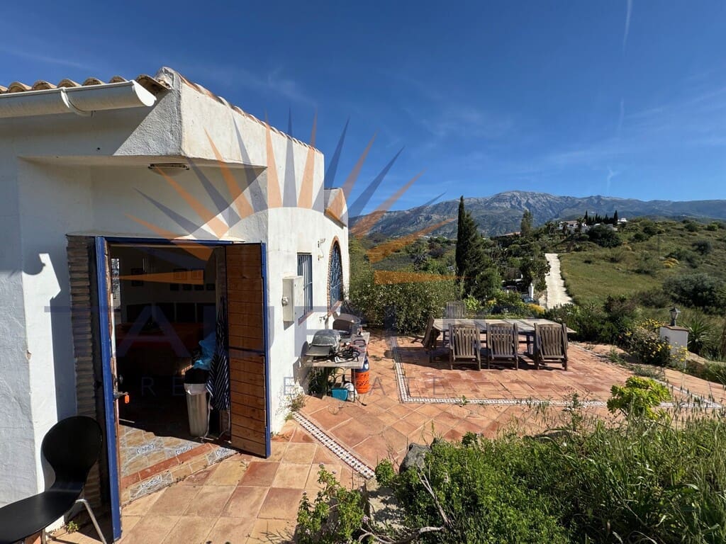 5 sovrum Villa till salu i Sedella med pool - 280 000 € (Ref: 9790957)