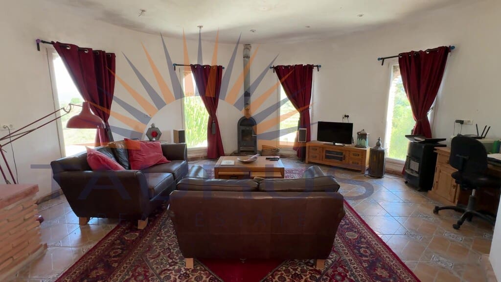 5 sovrum Villa till salu i Sedella med pool - 280 000 € (Ref: 9790957)