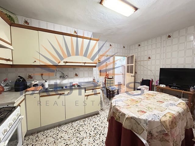 3 makuuhuone Omakotitalo myytävänä paikassa Comares mukana 
autotalli - 190 000 € (Ref: 9796865)