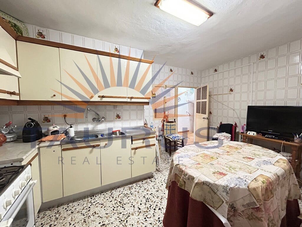 3 Zimmer Haus zu verkaufen in Comares mit Garage - 190.000 € (Ref: 9796865)