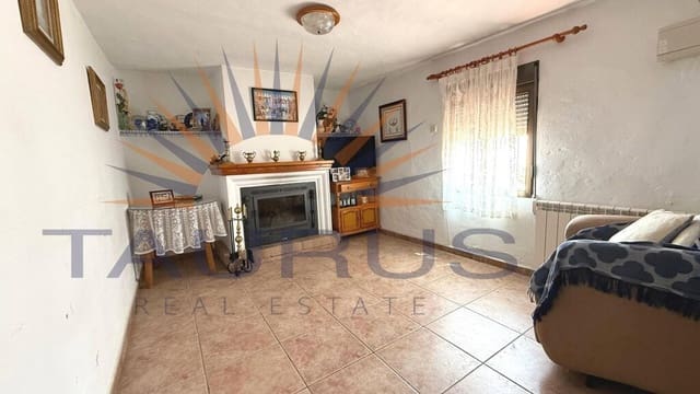 3 soverom Hus til salgs i Comares med garasje - € 190 000 (Ref: 9796865)