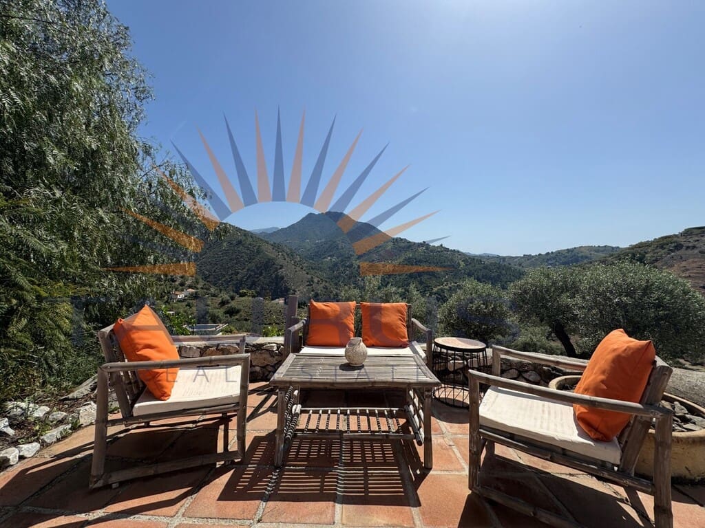 3 Zimmer Villa zu verkaufen in Competa mit Pool - 485.000 € (Ref: 9804133)