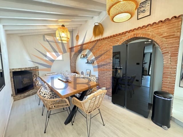 3 Zimmer Villa zu verkaufen in Cómpeta mit Pool - 485.000 € (Ref: 9804133)