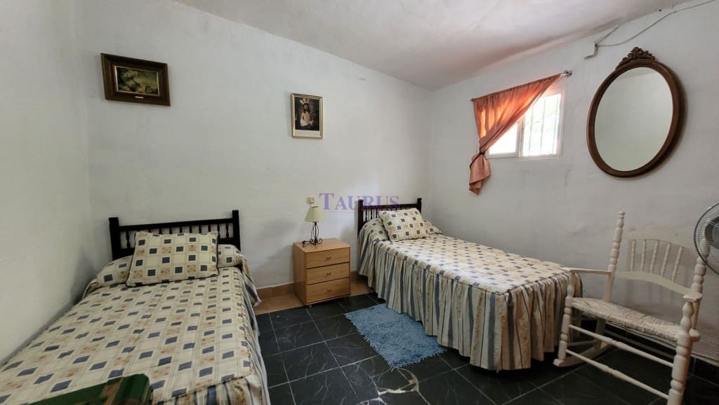 3 sovrum Finca/Hus på landet till salu i Iznate med garage - 270 000 € (Ref: 9808171)