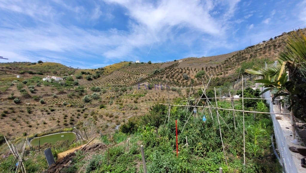 3 sovrum Finca/Hus på landet till salu i Iznate med garage - 270 000 € (Ref: 9808171)