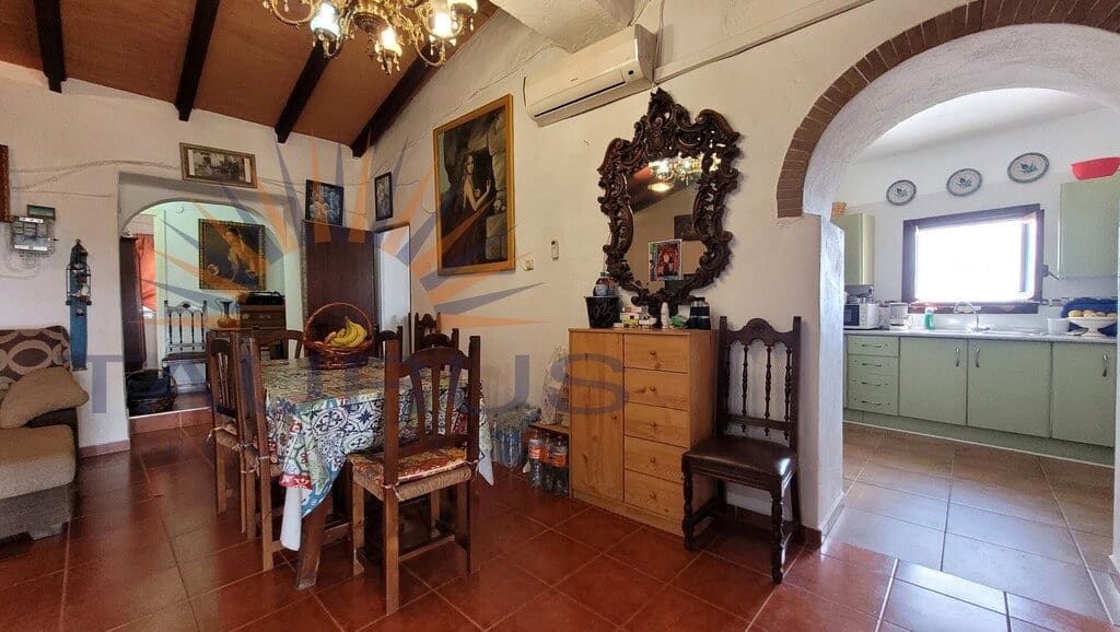 3 soverom Finca/Herregård til salgs i Iznate med garasje - € 270 000 (Ref: 9808171)