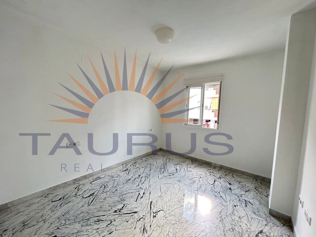 3 sovrum Lägenhet till salu i Velez-Malaga med pool garage - 269 000 € (Ref: 9822422)