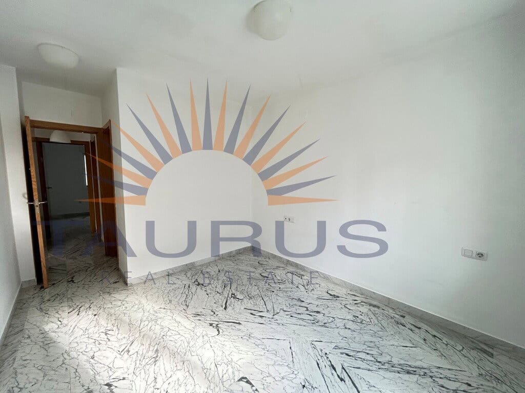 3 sovrum Lägenhet till salu i Velez-Malaga med pool garage - 269 000 € (Ref: 9822422)