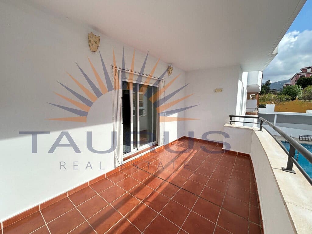 3 sovrum Lägenhet till salu i Velez-Malaga med pool garage - 269 000 € (Ref: 9822422)