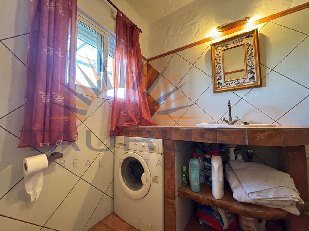 2 soverom Villa til salgs i Torrox med svømmebasseng - € 339 000 (Ref: 9836558)