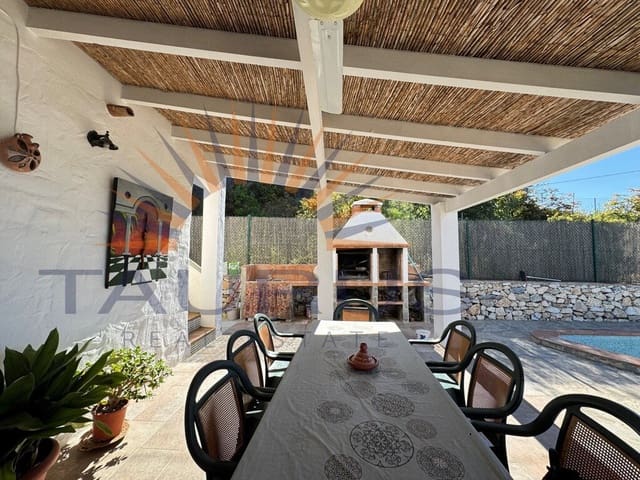 2 soveværelse Villa til salg i Torrox Pueblo, Torrox med swimmingpool - € 339.000 (Ref: 9836558)
