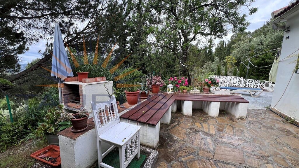 4 soverom Villa til salgs i Competa - € 327 000 (Ref: 9849205)