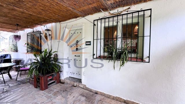 4 chambre Villa/Maison à vendre à Cómpeta - 327 000 € (Ref: 9849205)