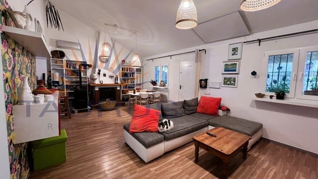 4 chambre Villa/Maison à vendre à Cómpeta - 327 000 € (Ref: 9849205)