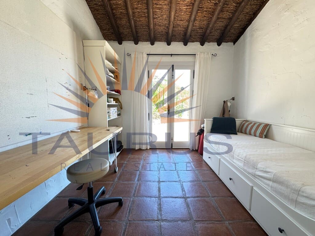 2 soverom Villa til salgs i Competa med svømmebasseng garasje - € 379 000 (Ref: 9855361)